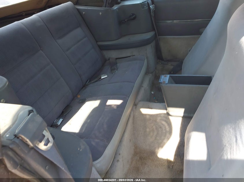 1986 FORD MUSTANG auction photo 8