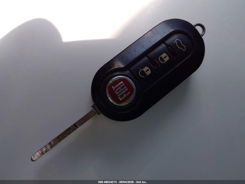 FIAT 500 2015 VIN 3C3CFFHH9FT667710
