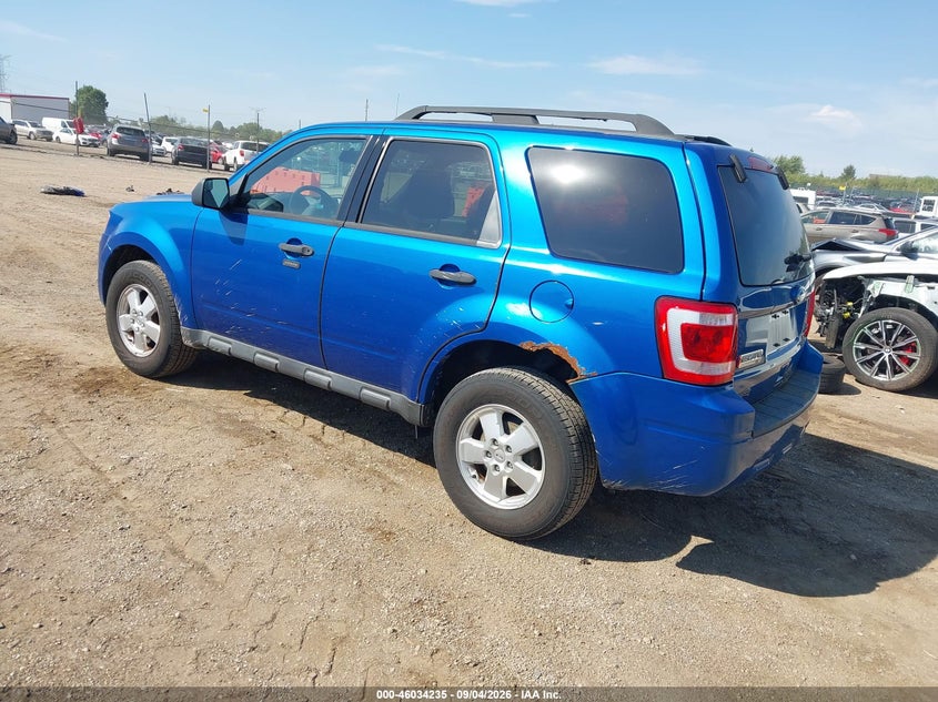 2011 FORD ESCAPE auction photo 3