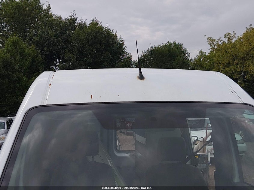 2010 FORD TRANSIT CONNECT auction photo 6
