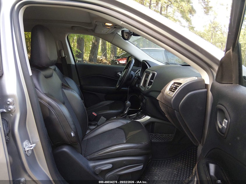 2018 JEEP COMPASS auction photo 5