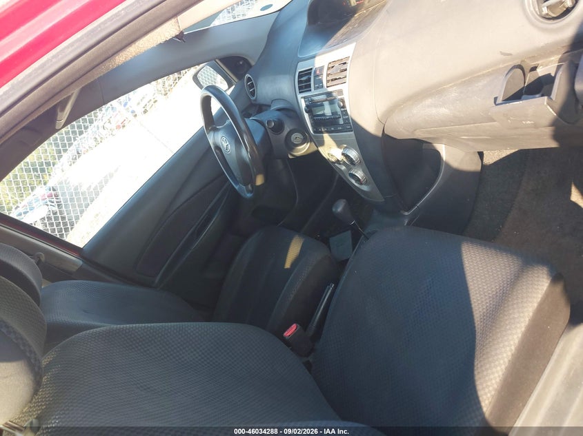 2007 TOYOTA YARIS auction photo 5