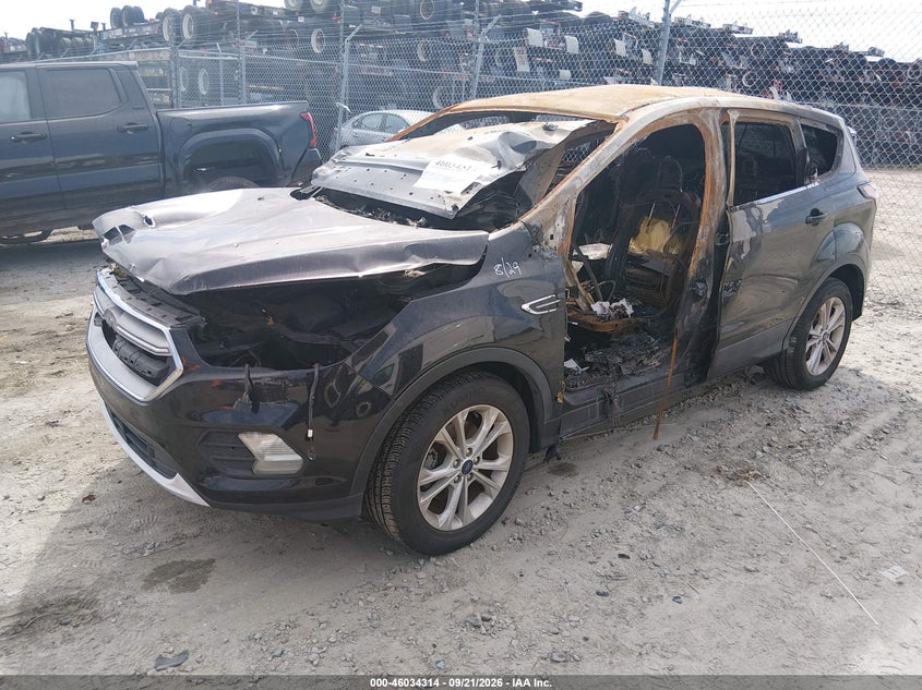 Vin: 1fmcu0gd3hue05117, lot: 46533733, ford escape se 20172