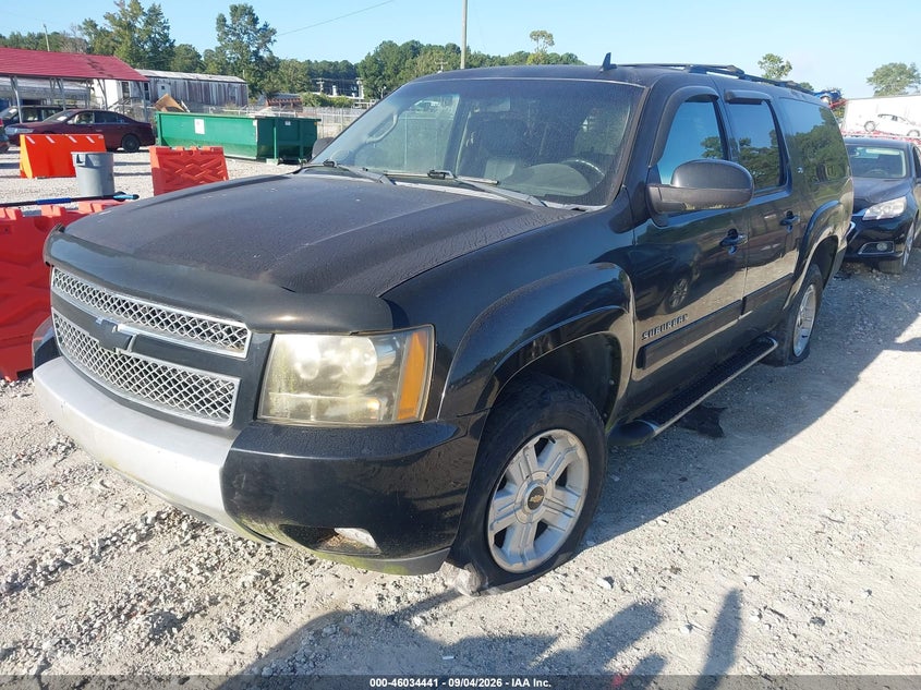 2010 CHEVROLET SUBURBAN 1500 auction photo 2