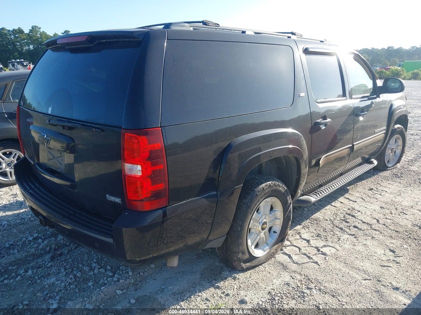 2010 CHEVROLET SUBURBAN 1500 auction photo 4