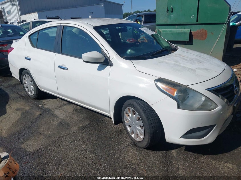 2015 NISSAN VERSA auction photo 1