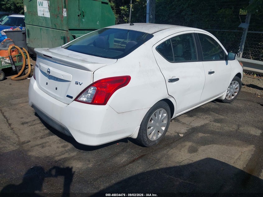 2015 NISSAN VERSA auction photo 4