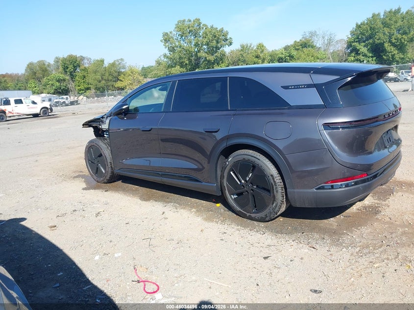 2026 LUCID GRAVITY TOURING · Photo 15