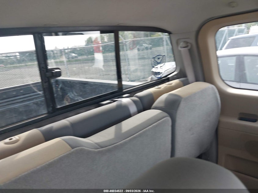 2004 NISSAN TITAN auction photo 8