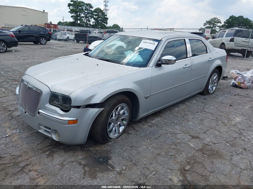 2005 CHRYSLER 300C auction photo 2