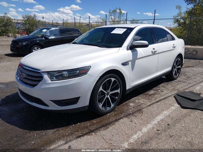 2015 Ford Taurus, Normal Wear & Tear, IAAI, VIN 1FAHP2E84FG119328 — photo 2