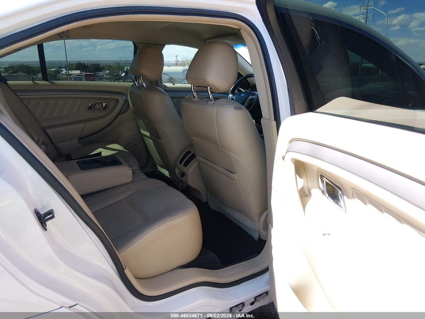 2015 FORD TAURUS auction photo 8