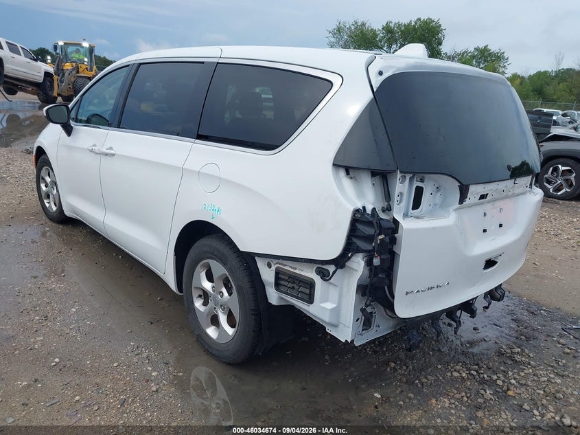 2017 CHRYSLER PACIFICA auction photo 3