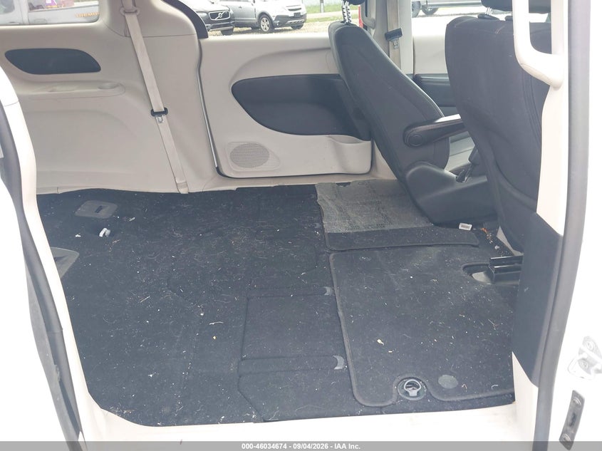 2017 CHRYSLER PACIFICA auction photo 8