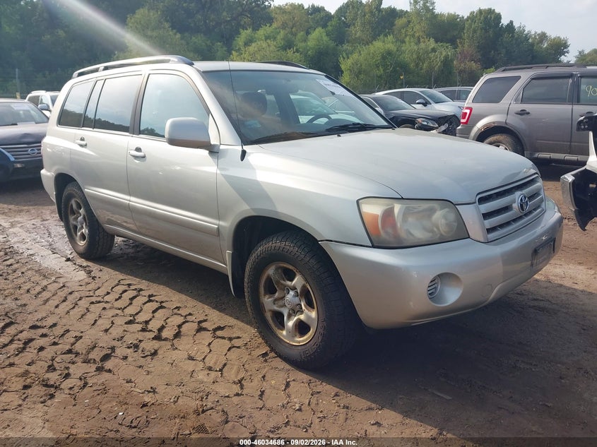 2004 TOYOTA HIGHLANDER auction photo 1