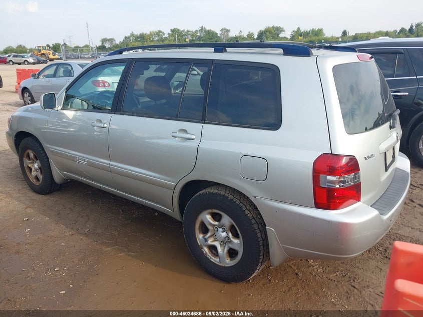 2004 TOYOTA HIGHLANDER auction photo 3