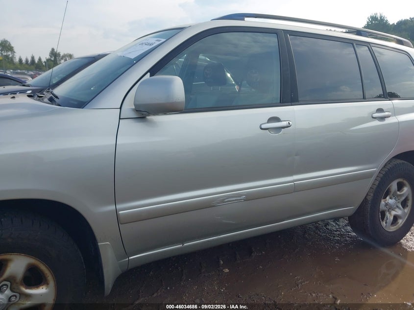 2004 TOYOTA HIGHLANDER auction photo 6
