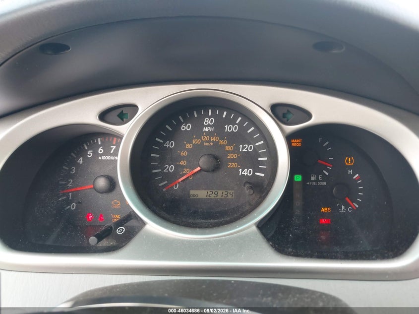 2004 TOYOTA HIGHLANDER auction photo 7