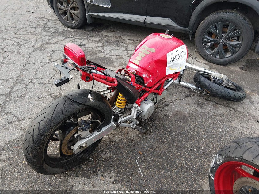 DUCATI M600 2005
