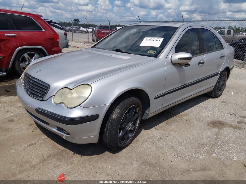 2001 MERCEDES-BENZ C 240 auction photo 2