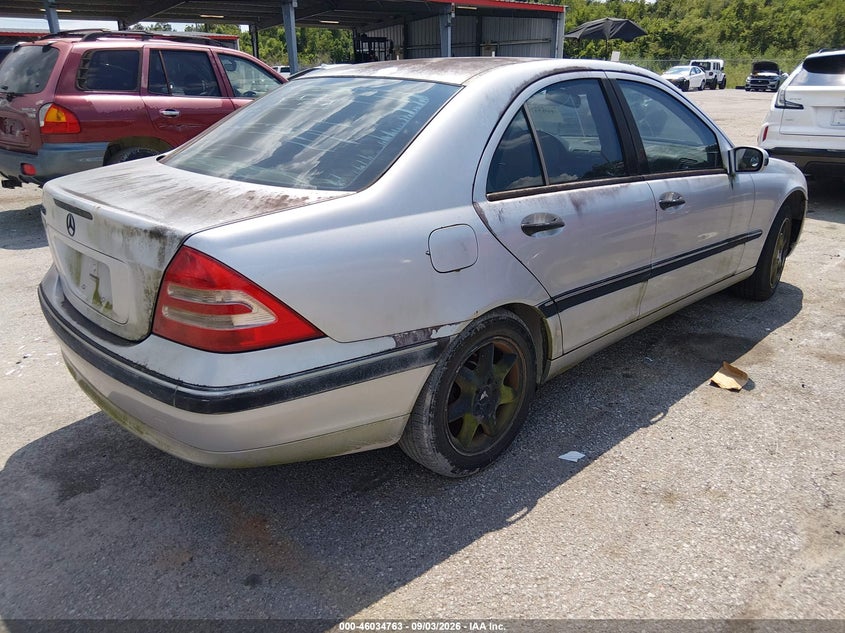 2001 MERCEDES-BENZ C 240 auction photo 4