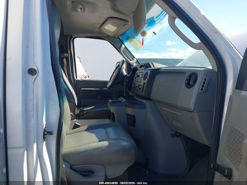 2010 FORD ECONOLINE E-350 CUTAWAY N/A