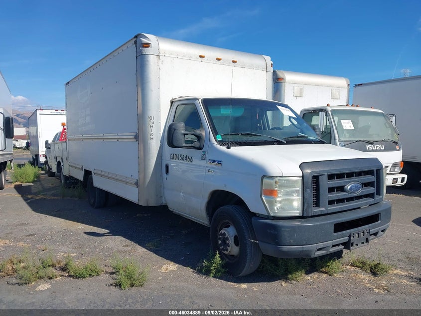 2010 FORD E-350 CUTAWAY — zdjęcie z aukcji