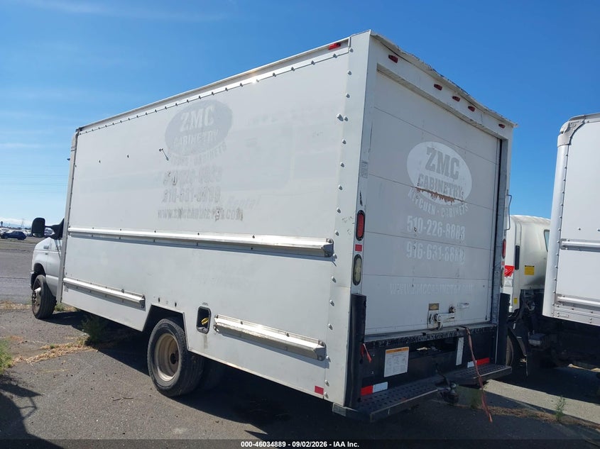 2010 FORD E-350 CUTAWAY — zdjęcie 3