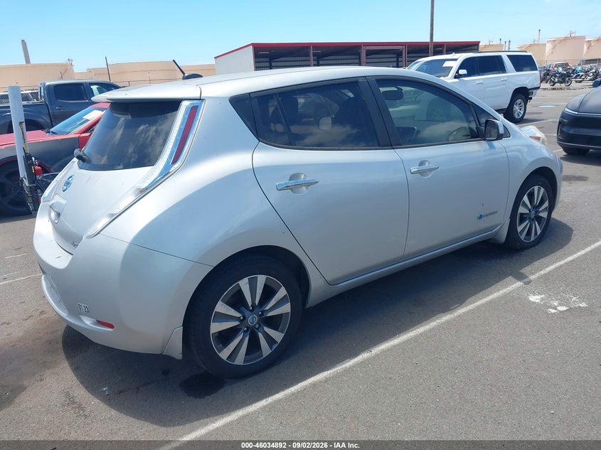 2014 NISSAN LEAF auction photo 4