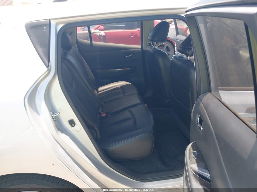 2014 NISSAN LEAF auction photo 8