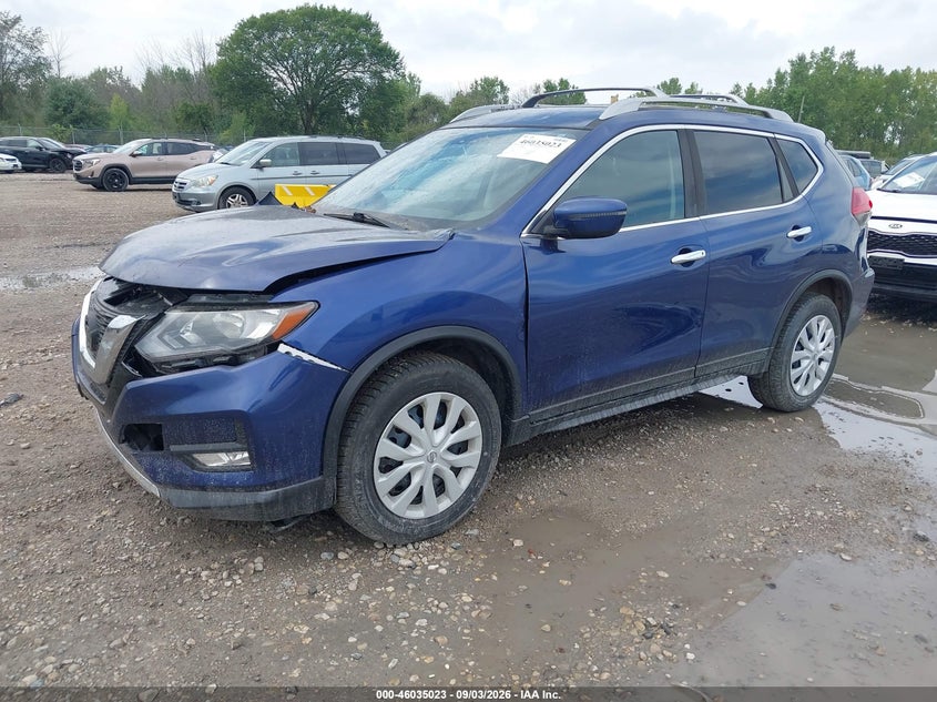 2017 NISSAN ROGUE auction photo 2