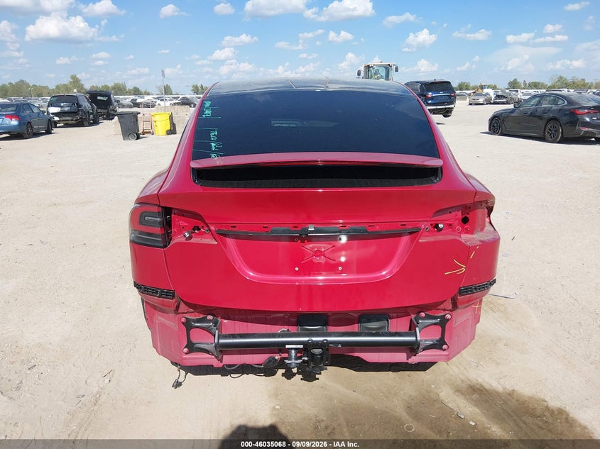 TESLA MODEL X - zdjęcie 16