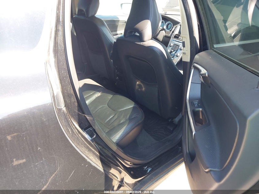 2012 VOLVO XC60 3.2/3.2 PLATINUM/3.2 PREMIER/3.2 PREMIER PLUS · Фото 8
