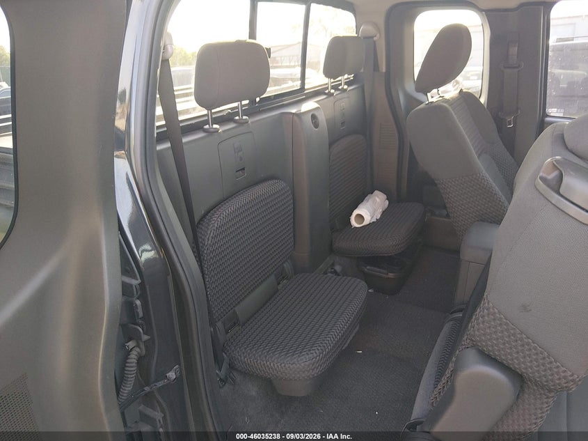Nissan Frontier - фото 8