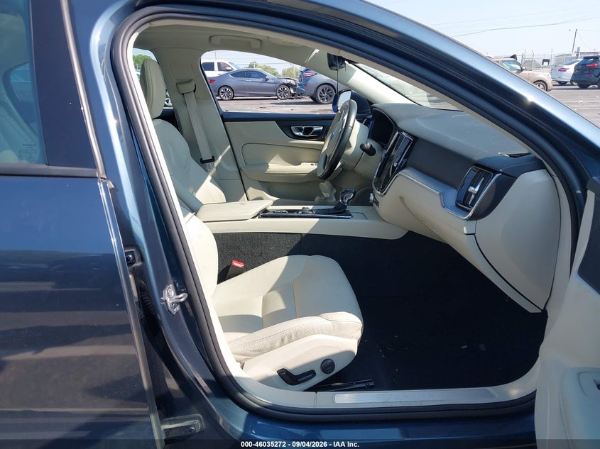 2020 VOLVO S60 auction photo 5
