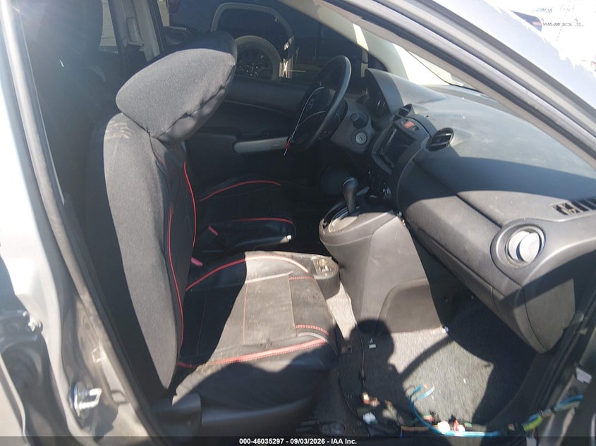 2013 MAZDA MAZDA2 auction photo 5