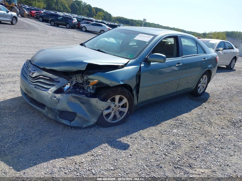 2011 Toyota Camry, Front & Rear, IAAI, VIN 4T1BF3EK7BU682630 — photo 2