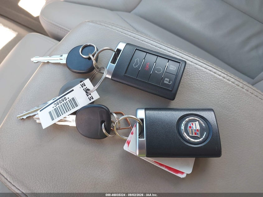 CADILLAC DTS 2010 VIN 1G6KH5EY7AU115835