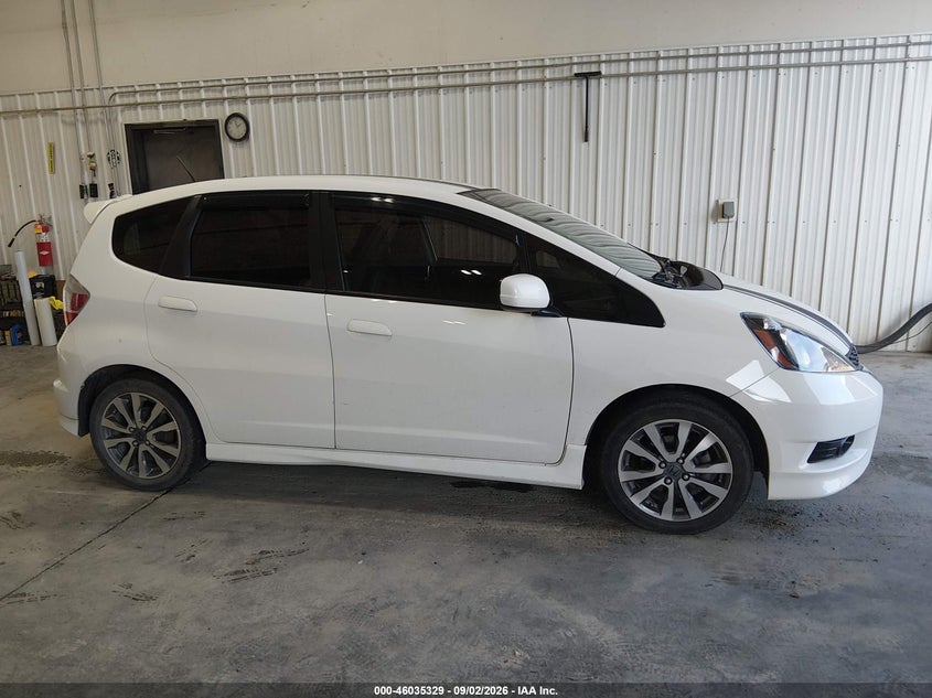 HONDA FIT 2013 VIN JHMGE8H51DC072312