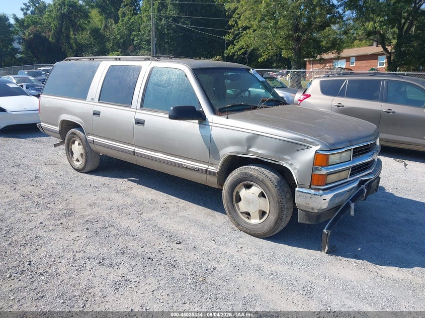 1999 CHEVROLET SUBURBAN 1500 auction photo 1