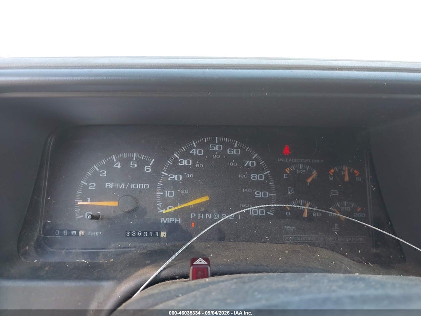 1999 CHEVROLET SUBURBAN 1500 auction photo 7