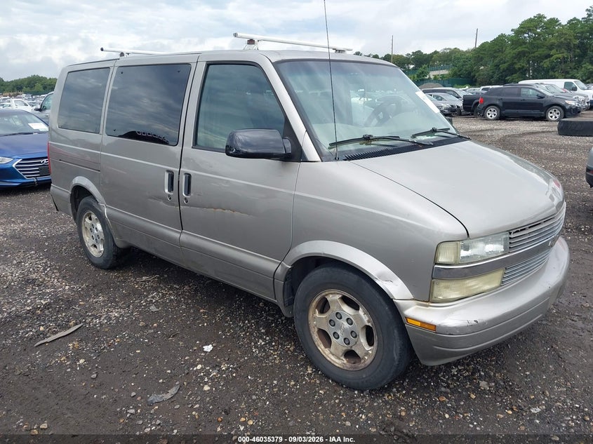 2004 CHEVROLET ASTRO auction photo 1