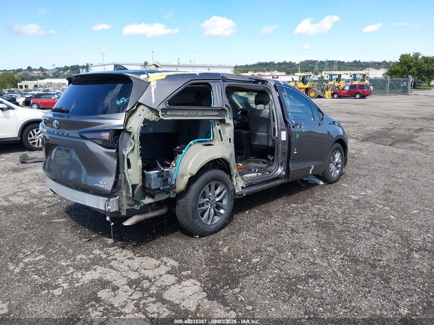 TOYOTA SIENNA 2024 VIN 5TDYSKFC9RS117841