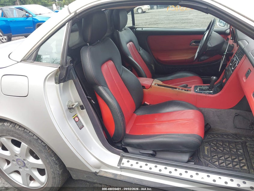 2000 MERCEDES-BENZ SLK auction photo 8