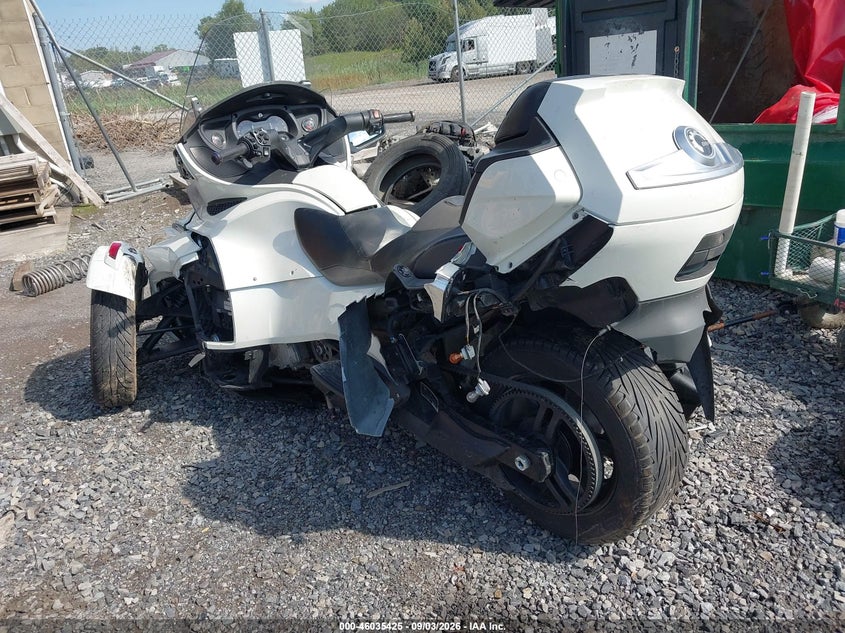 2015 CAN-AM SPYDER ROADSTER auction photo 3