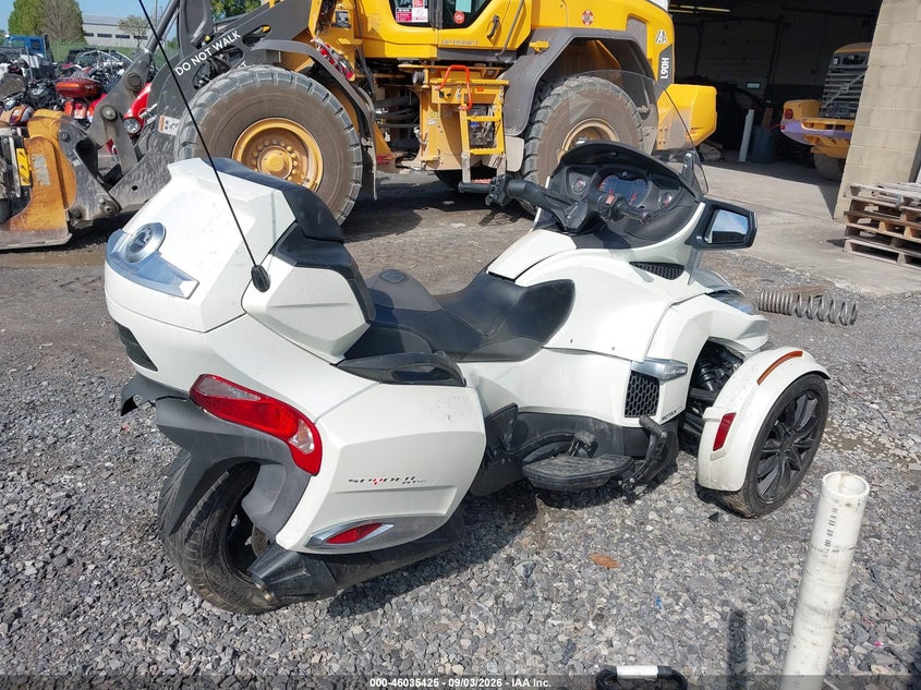 2015 CAN-AM SPYDER ROADSTER auction photo 4