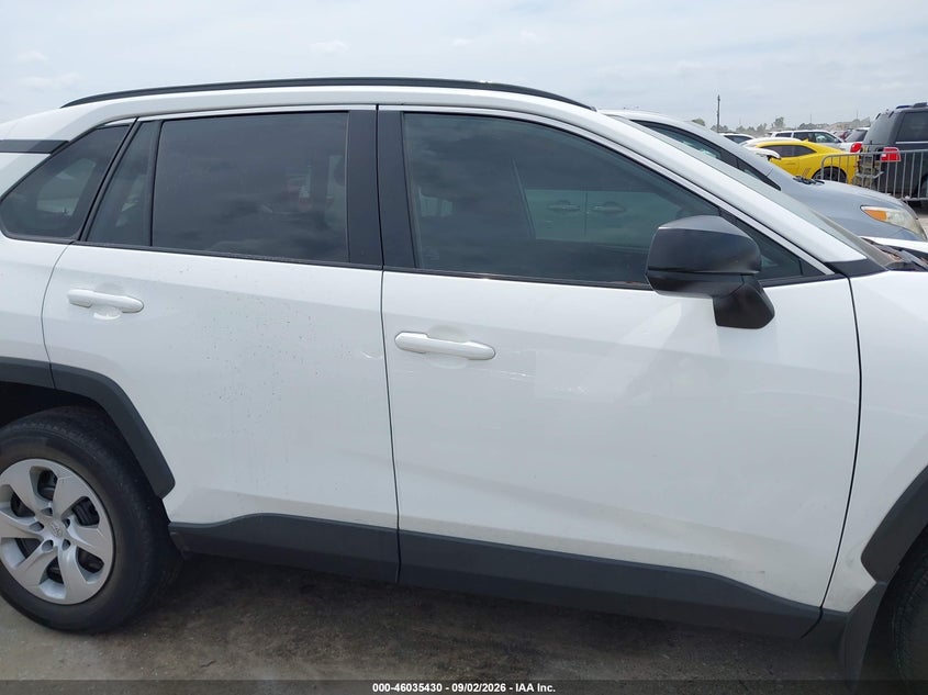 TOYOTA RAV4 - zdjęcie 13