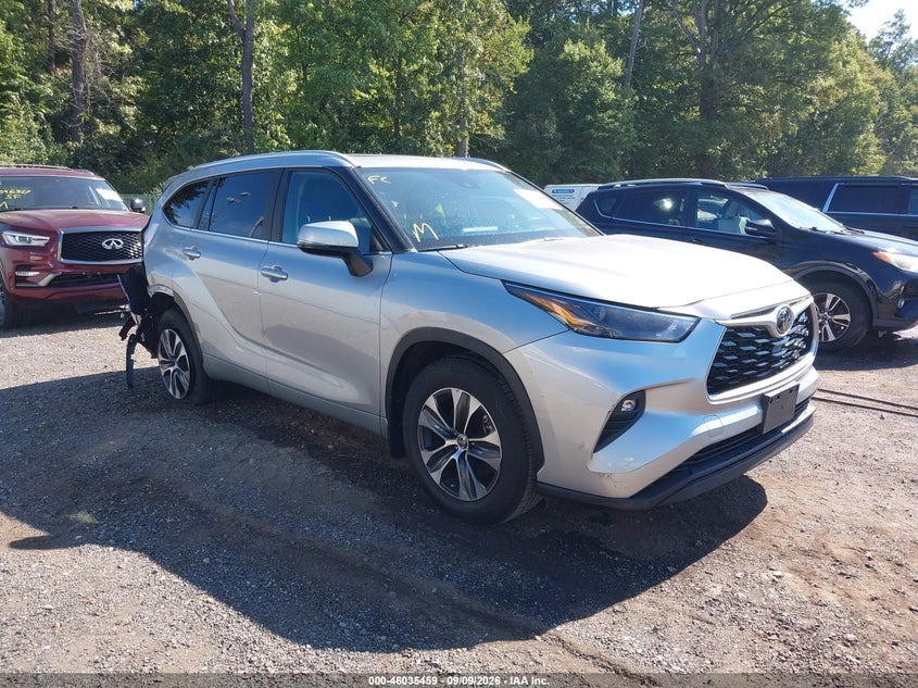 TOYOTA HIGHLANDER