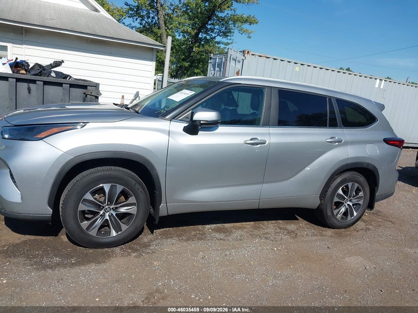 TOYOTA HIGHLANDER - zdjęcie 14