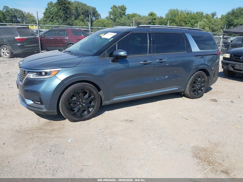2022 KIA CARNIVAL MPV SX · Photo 2
